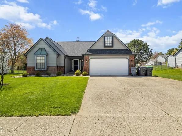 760 Sable Ridge Dr, Greenwood, IN 46142