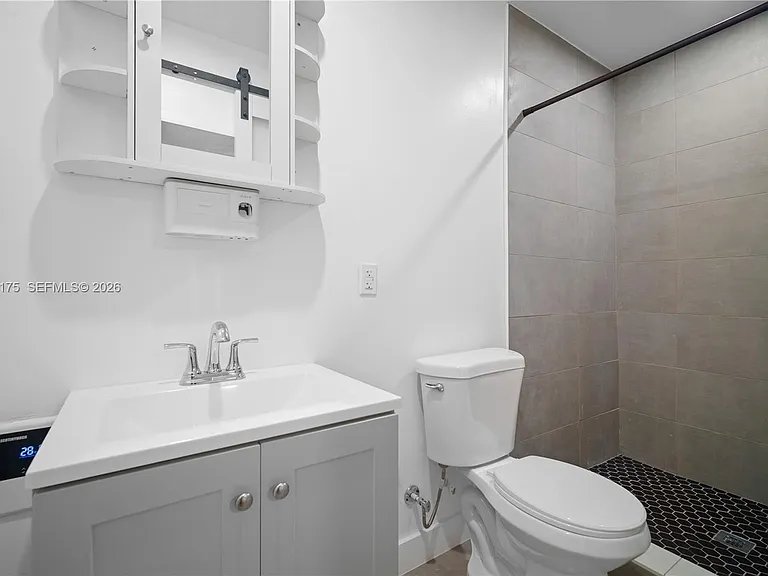 1545 NW 130th St — Photo 10