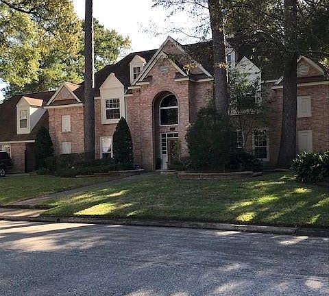 3rd image of 5706 Woodland Brook Dr