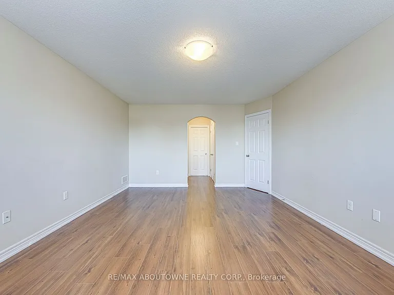 816 Roulston St — Photo 28