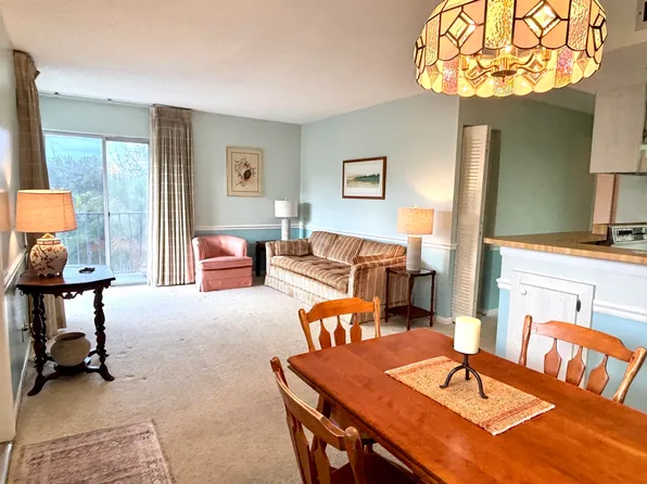 1805 Fairview Villas Dr, West Palm Beach, FL 33406