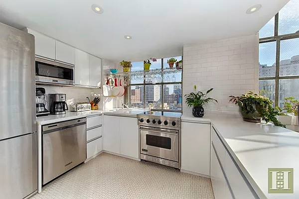 Sold by Halstead Real Estate | media 16