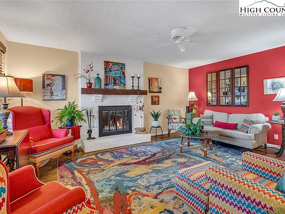 2nd image of 156 Wickham Square #8