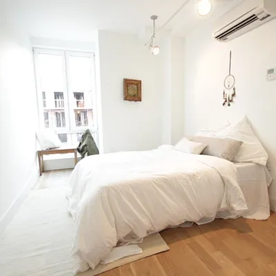 Rented by Nooklyn NYC LLC | media 107