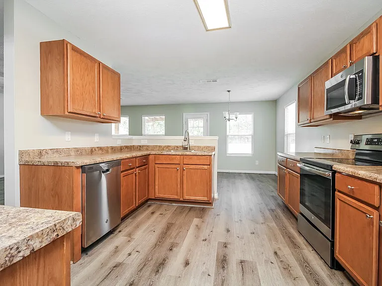 813 Creek Oak Dr — Photo 9