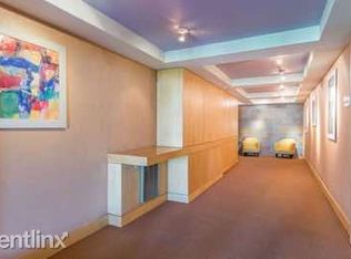 320 Hammond Pond Pkwy, Brookline, MA 02467
