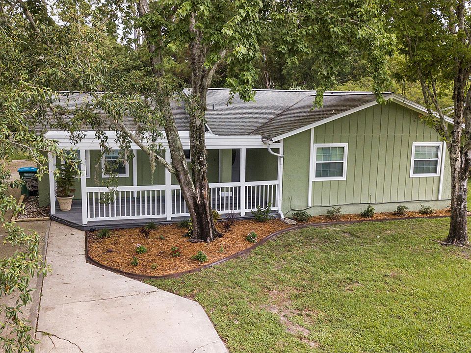 Front of the Home, Driveway and spacious Front Porch