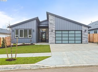 41825 Deschutes Ave, Sandy, OR