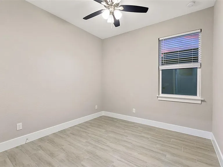 330 Royal Palm Way — Photo 24