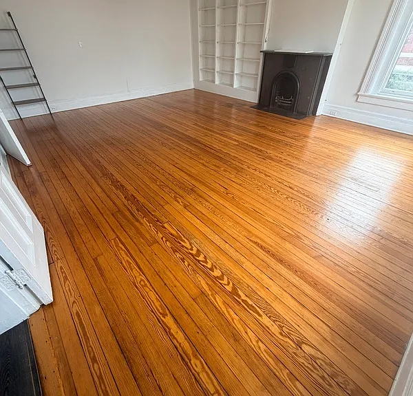 500 W Franklin St #7 — Photo 2