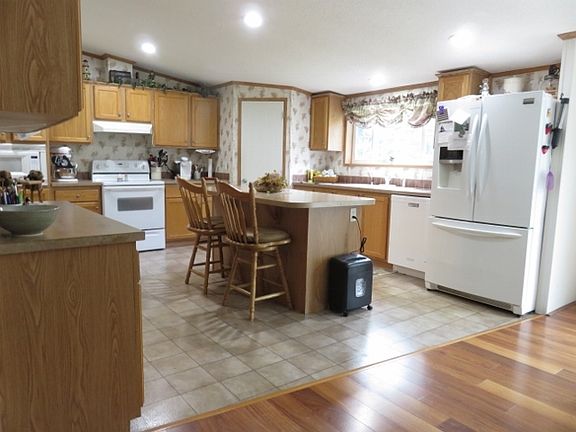 2nd image of 6239 E County Road 300 S