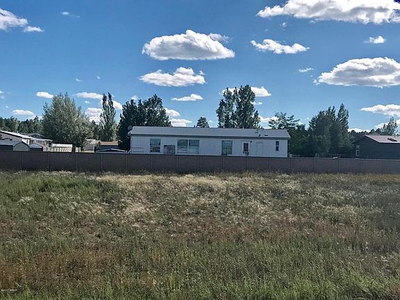 4th image of 1515 Amanda Dr