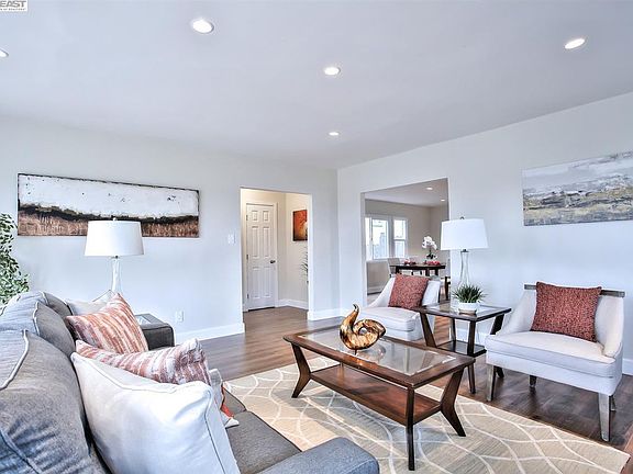 5th image of 6310 Outlook Ave