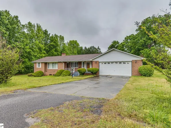 623 Apple Ln, Newberry, SC 29108