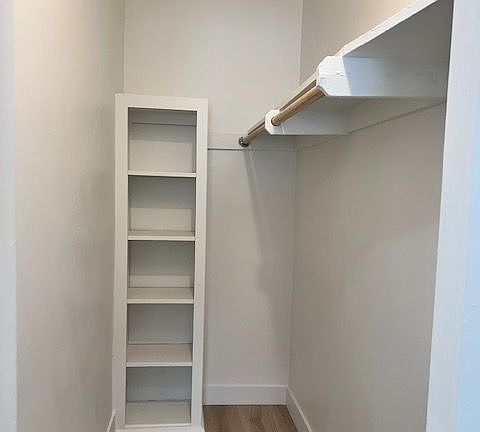 4th image of 1723 S Westgate Ave APT 2