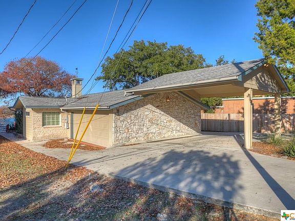 2nd image of 2359 Glenn Dr