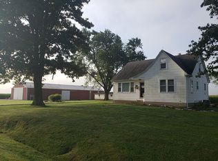 12226 Hoyt Monken Rd, Highland, IL 62249