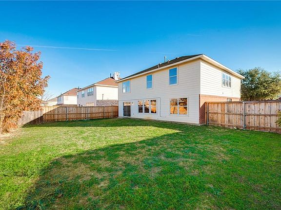 3rd image of 133 Heritage Dr