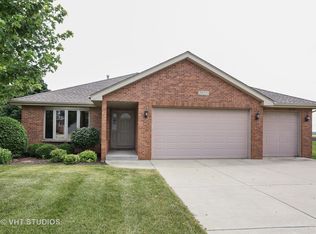 25231 Round Barn Rd, Plainfield, IL 60585