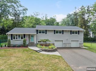 234 Garfield St, Haworth, NJ 07641