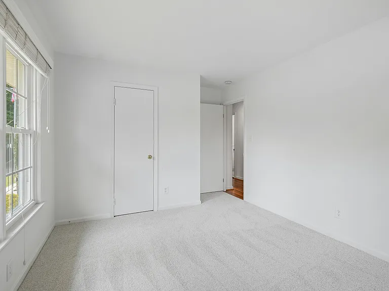 12027 Devilwood Dr — Photo 9