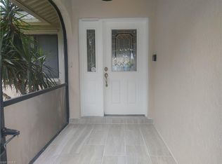 232 SW 32nd Ter, Cape Coral, FL 33914