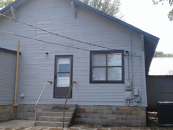 4th image of 417 E Comanche Ave