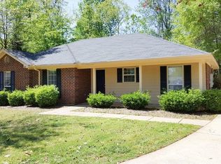 226 Meadow Oaks Ct, Millbrook, AL 36054
