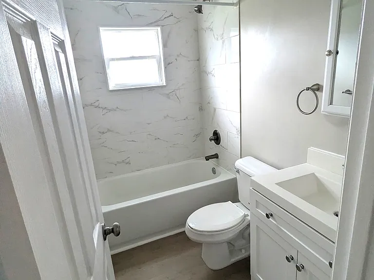 4420 SE 53rd Ave #1 — Photo 14