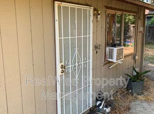 942 SW Bridge St, Grants Pass, OR 97526