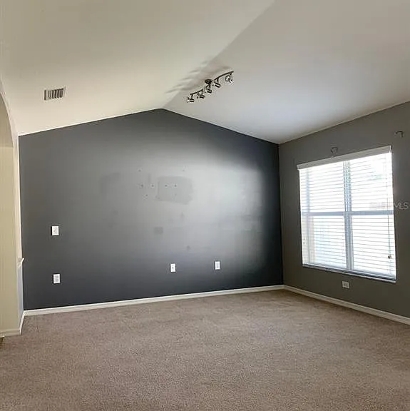 11355 Flora Springs Dr — Photo 4