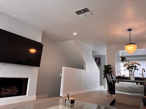 4th image of 8682 Villa La Jolla Dr Unit 3