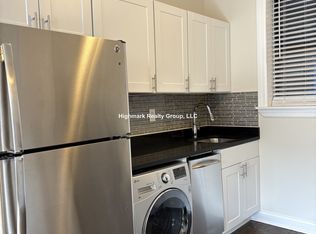 1056 W Lill Ave #2A, Chicago, IL 60614