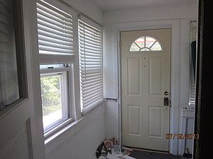 3rd image of 959 N Elmwood Ave