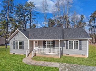 3015 Swepsonville Saxapahaw Rd, Graham, NC 27253