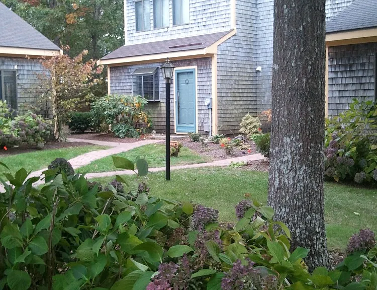 3 Roundhouse Rd — Photo 1