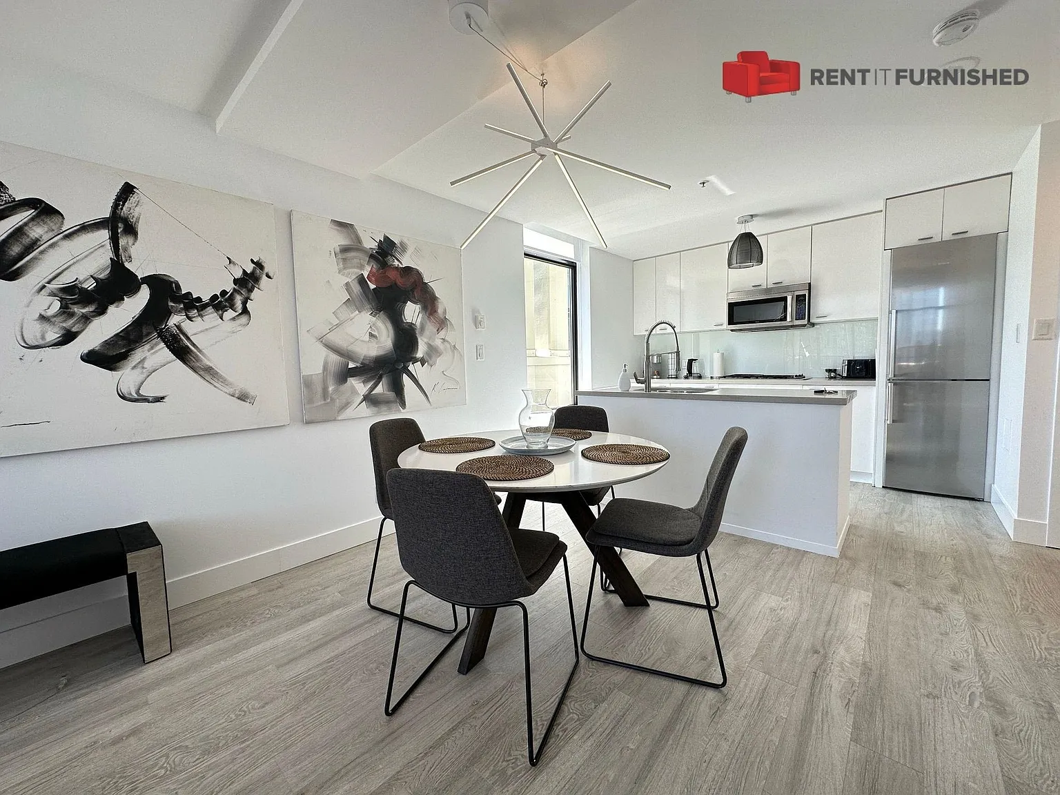 2 bed, 982 sqft, $4,795 — Photo 3