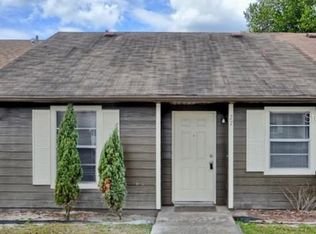 27 Sandalwood Ct, Oviedo, FL 32765