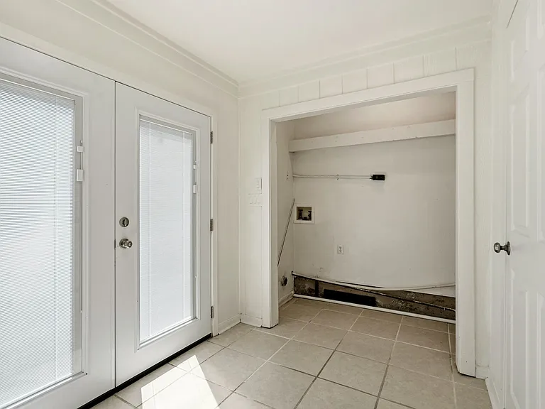 7354 Walling Ln — Photo 18
