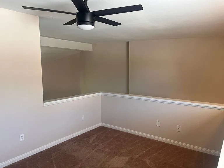 21550 Burbank Blvd #312 — Photo 8