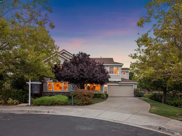 455 Kit Fox Ct, Walnut Creek, CA 94598