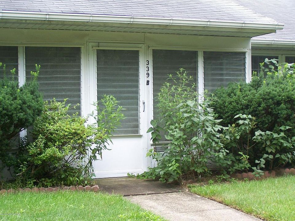 1st image of 339B Canterbury Ct #100B
