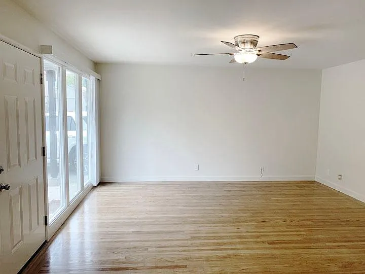 2412 Palmetto Ave #1 — Photo 10