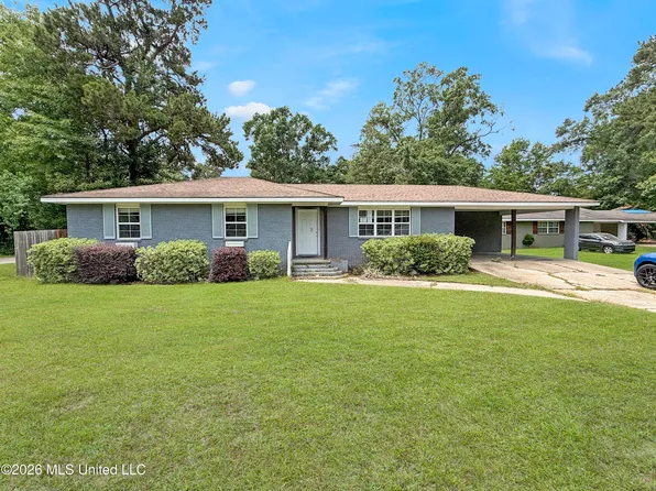 1551 N Beech St, Picayune, MS 39466