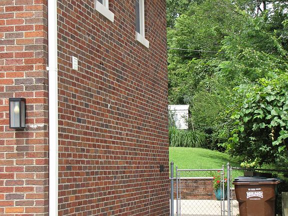 5th image of 206 Eastway Dr