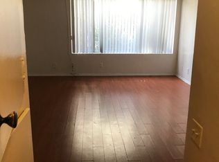 3035 W 15th St APT 102, Los Angeles, CA 90019