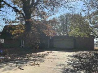 413 W Fig St, Okemah, OK 74859