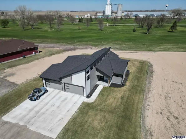 44R Pioneer Lk, North Bend, NE 68649