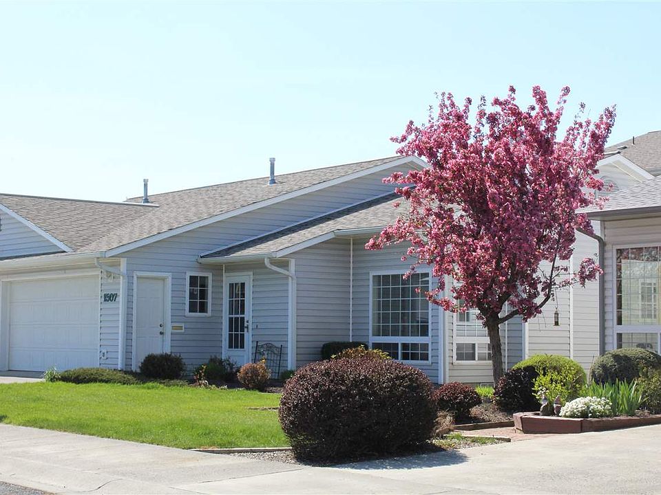 1st image of 1507 SE Footloose Dr