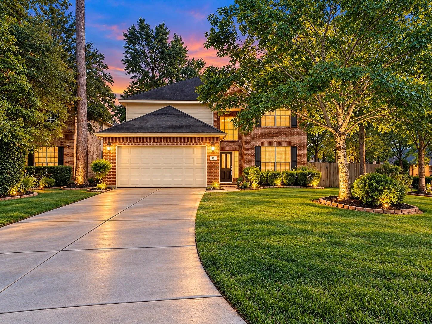4 bed, 2.5 bath, 2749 sqft, $2,650 — Photo 1